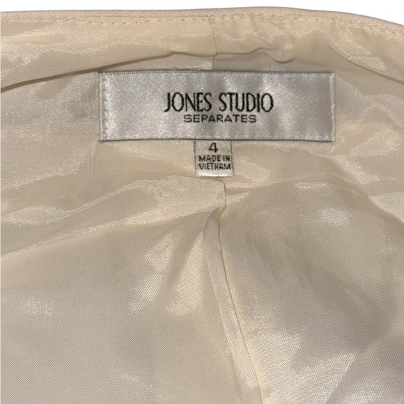 JONES STUDIO SEPARATES VANILLA LINED BLAZER WITH 3 BUTTONS SIZE 4 - Picture 5 of 6